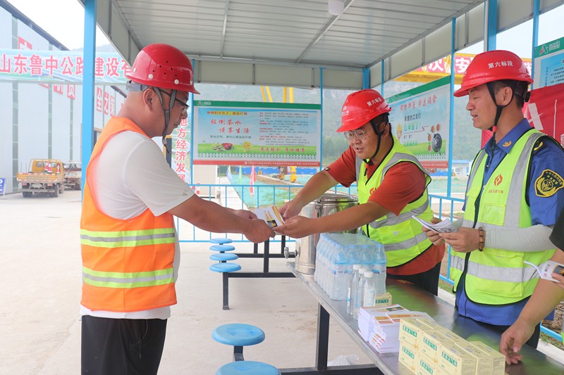 IMG_2304_副本 IMG_2304_副本