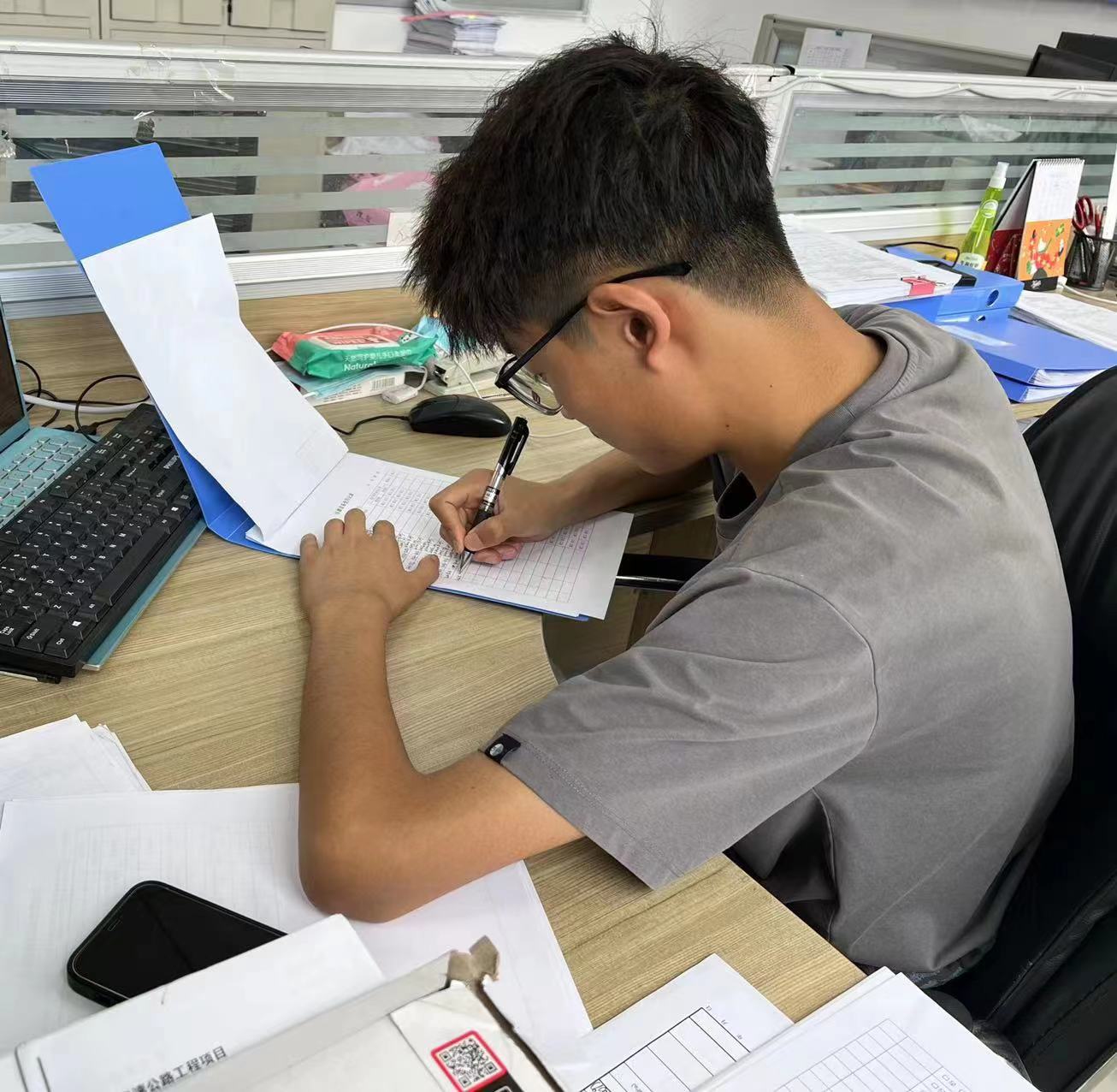 我是魯中公路的新兵：臨臨高速項目部李樹鑫