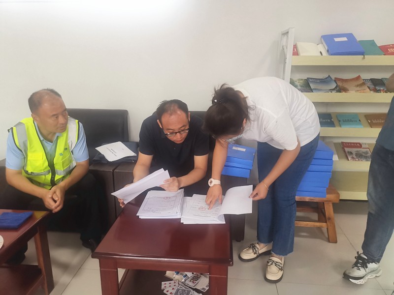 臨沂市質(zhì)監(jiān)站對郯城G205項目進(jìn)行檢查督導(dǎo)工作