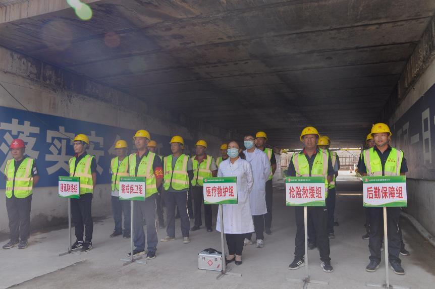 文昌湖梁場特種設(shè)備（起重傷害）事故應(yīng)急演練紀(jì)實