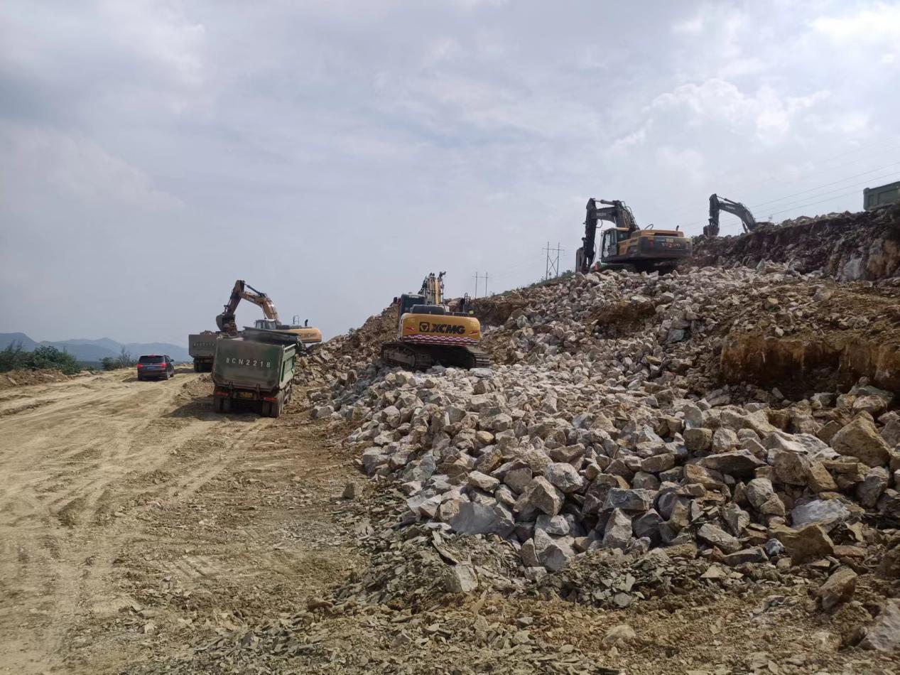 臨臨高速六標(biāo)路基三工區(qū)工程動(dòng)態(tài)