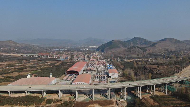 西里互通A匝道、西里綜合場站、苗莊特大橋（從前往后）_副本