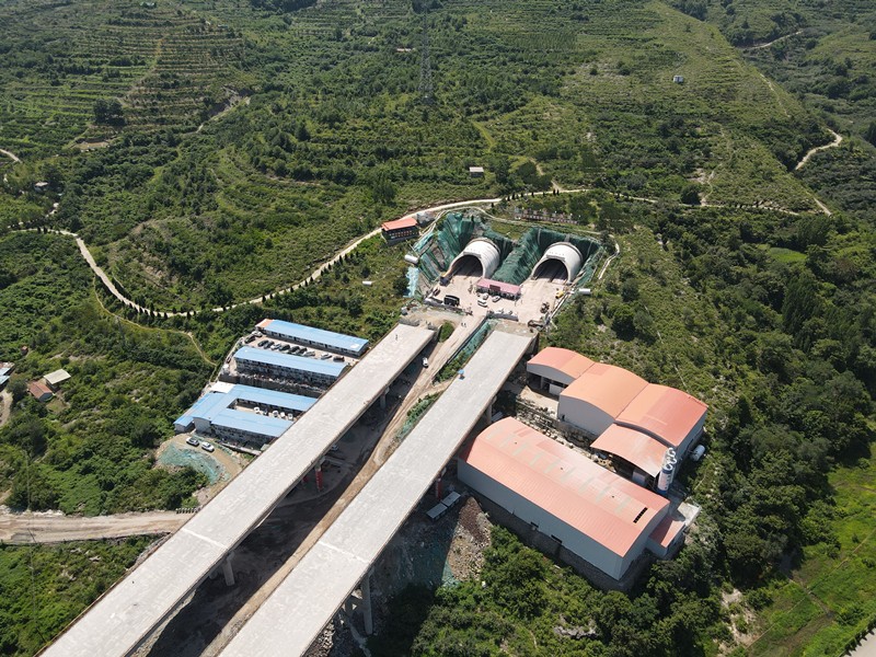 韓王崮隧道進口_副本