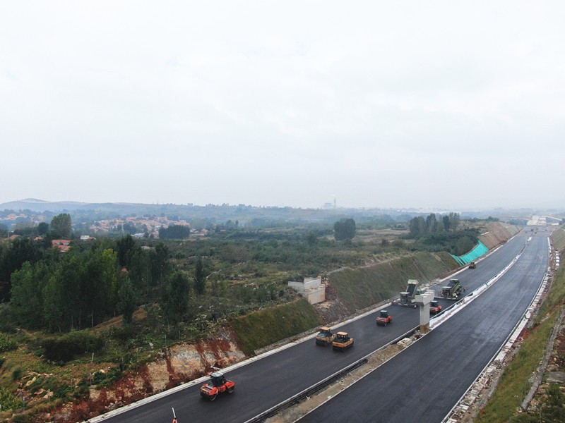 5、施工起點至Y021分離立交處油層施工_副本