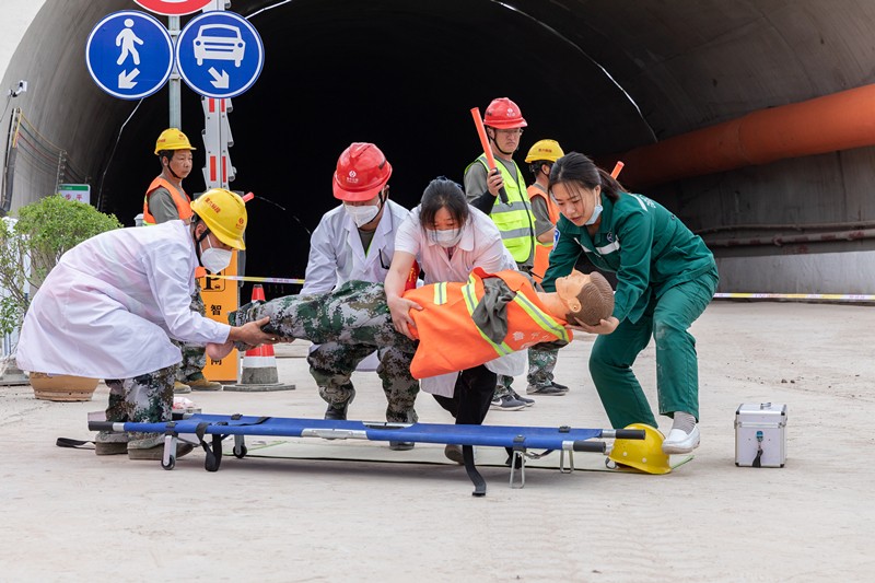 3、演練救援_副本