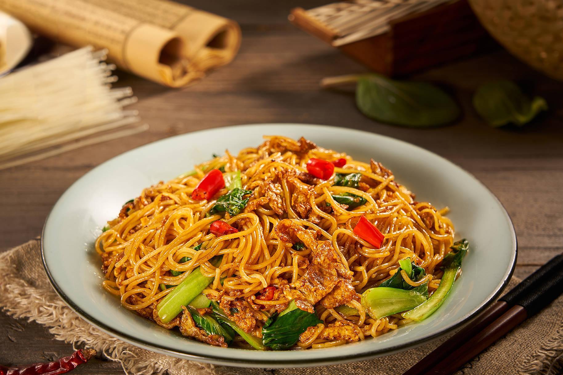 你在南方煲著湯，慰藉是抬頭的一束光