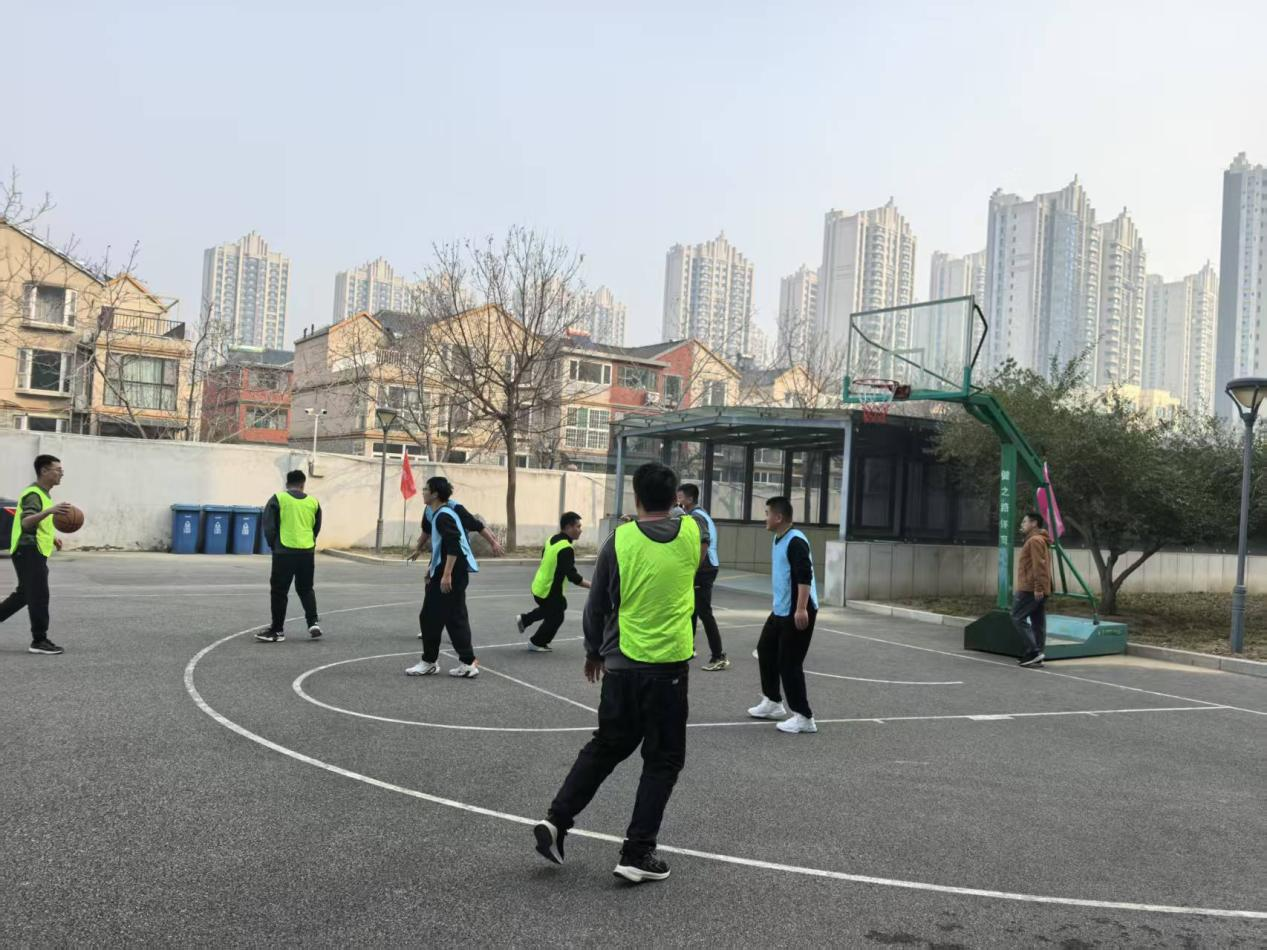 參加籃球賽有感