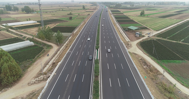 京滬高速改擴(kuò)建、嵐羅高速、濟(jì)南大東環(huán)、濰日高速濰坊連接線四項(xiàng)目正式通車