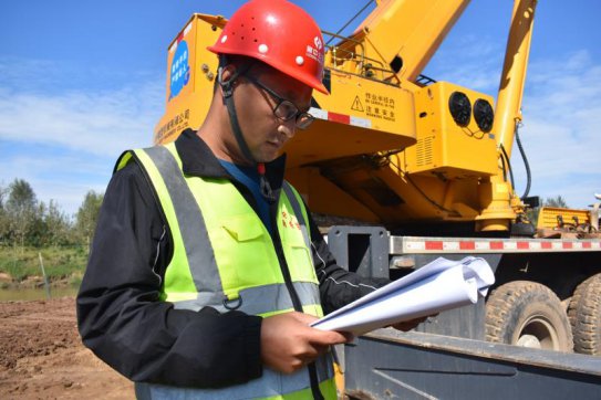 公路人的故事：恪守對(duì)公路事業(yè)的承諾---李文東