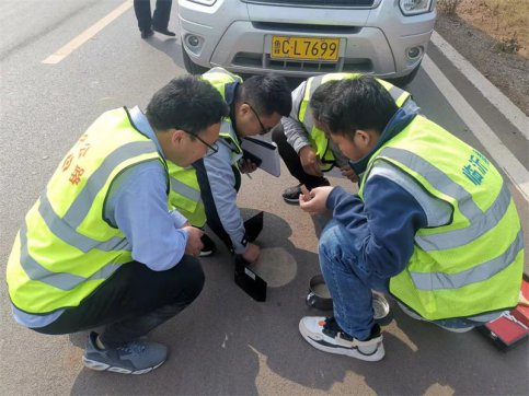 郯城縣沭河生態(tài)路建設(shè)工程順利通過交工驗收