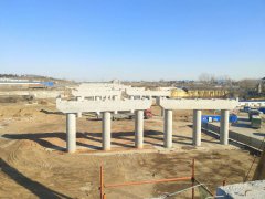 張博路分離立交橋箱梁架設(shè)專題：齊心協(xié)力，天塹變通途