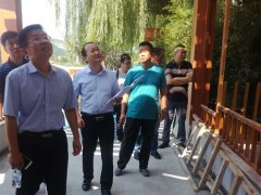 淄博市公路局領導視察參觀博山八陡服務區(qū)建設情況