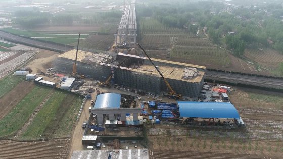 新寧高速興隆莊特大橋開展上部結構現(xiàn)澆箱梁鋼筋綁扎施工