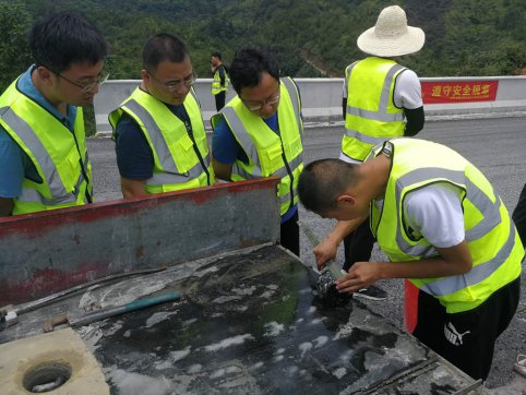 公司開(kāi)展2020年度上半年工程專(zhuān)項(xiàng)檢查