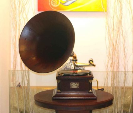 父親與他的留聲機